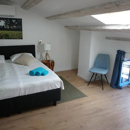 Cubani Bed & Breakfast