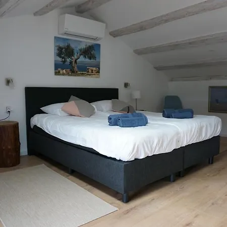 Cubani Bed & Breakfast